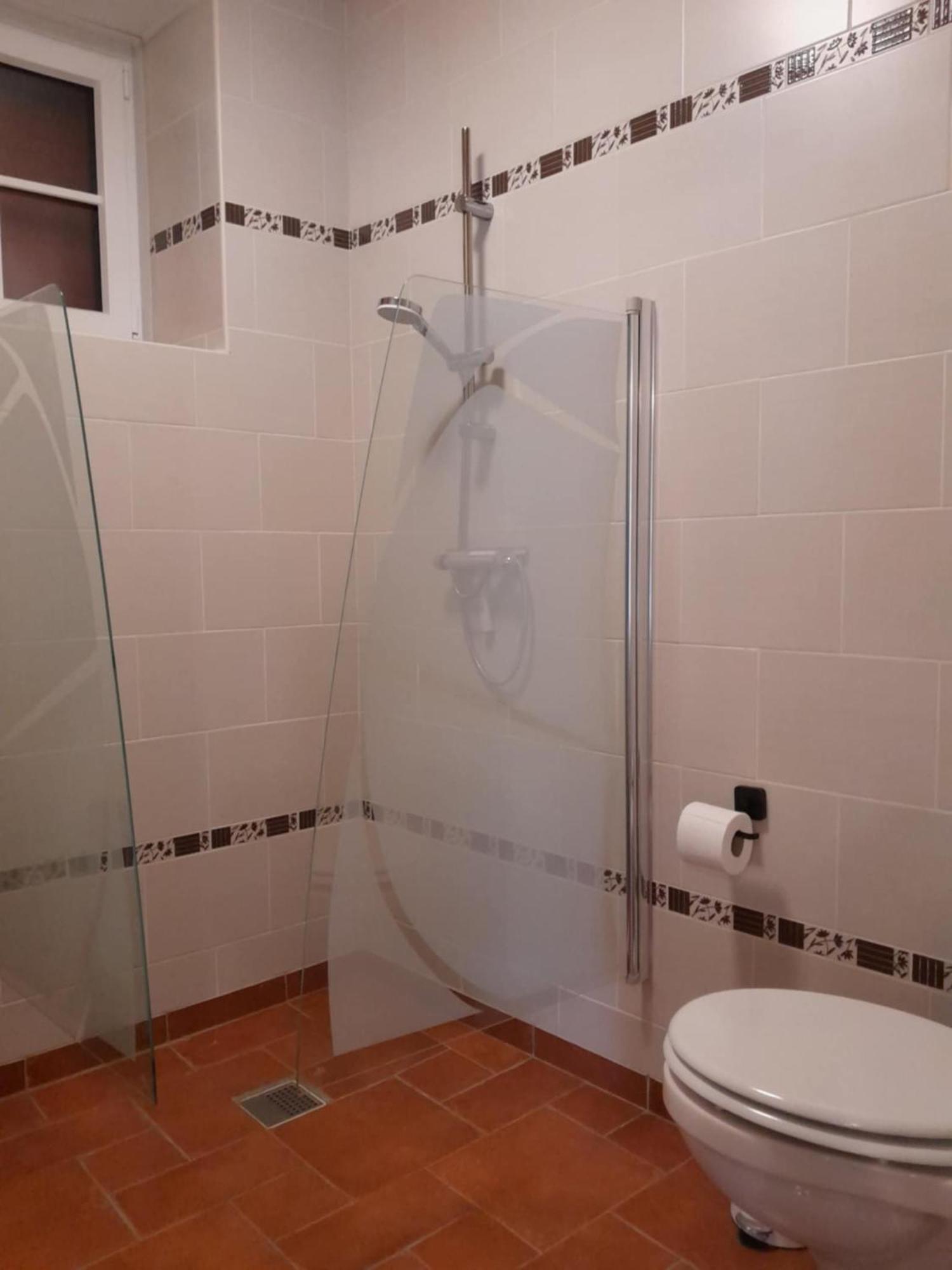 Gite "La Petite" Saint-Benoit-du-Sault Εξωτερικό φωτογραφία